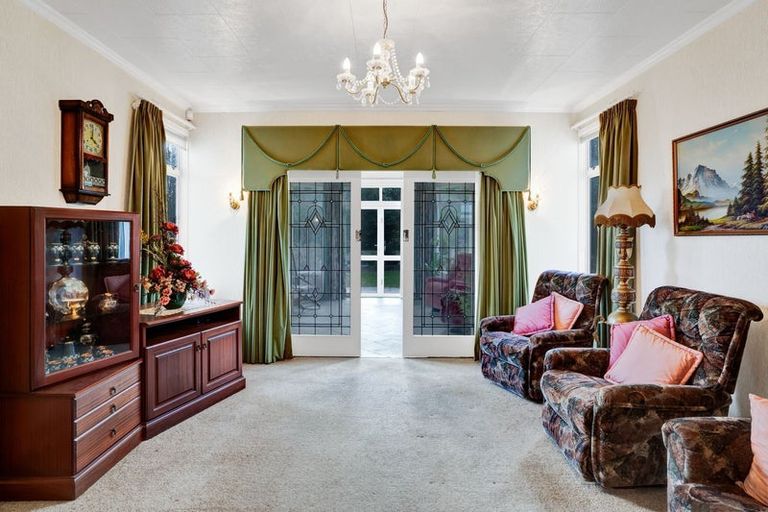 Photo of property in 74 South Road, Manaia, 4612