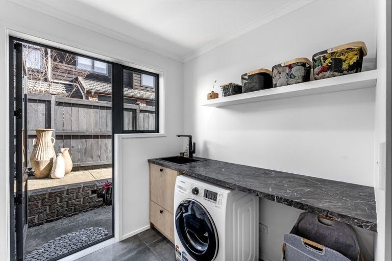 Photo of property in 16a Valley Road, Browns Bay, Auckland, 0630