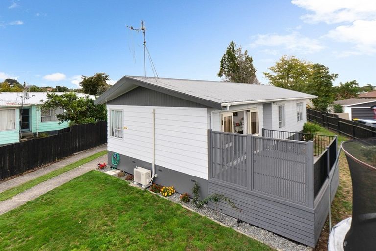 Photo of property in 33 Hyde Avenue, Nawton, Hamilton, 3200