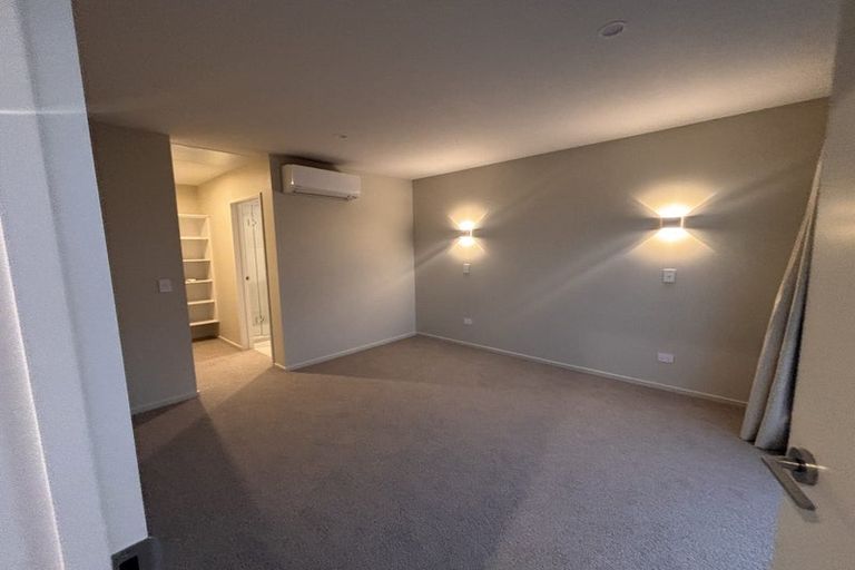 Photo of property in 3/50 Marine Parade, North New Brighton, Christchurch, 8083