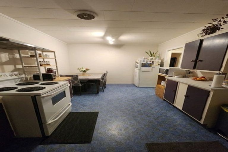 Photo of property in 4/10 Petherick Crescent, Johnsonville, Wellington, 6037