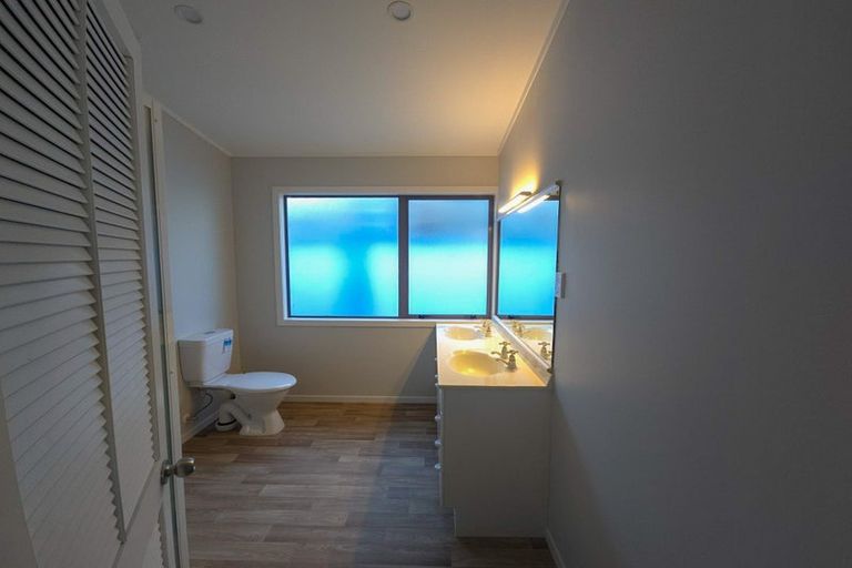 Photo of property in 233 Pukehina Parade, Pukehina, 3189