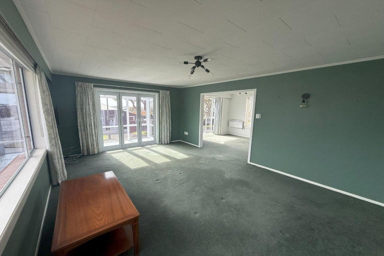 Photo of property in 104 Pendarves Street, New Plymouth, 4310