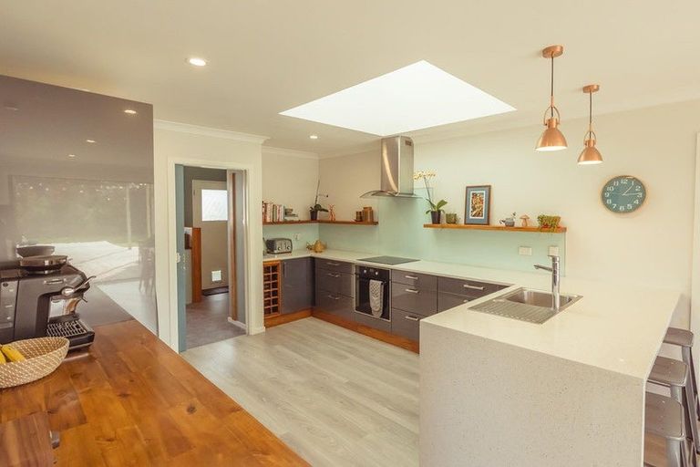 Photo of property in 93 Cemetery Road, Sanson, Palmerston North, 4479