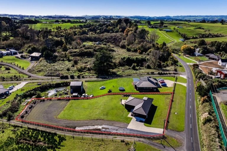 Photo of property in 191 Turuturu Road, Hawera, 4674