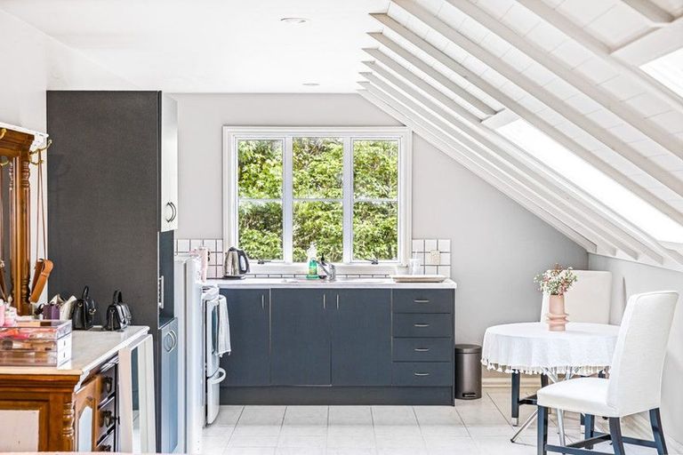 Photo of property in 233 Paremoremo Road, Lucas Heights, Auckland, 0632