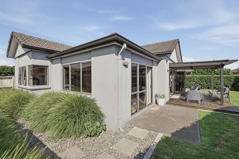 Photo of property in 20 Ohope Place, Papamoa Beach, Papamoa, 3118
