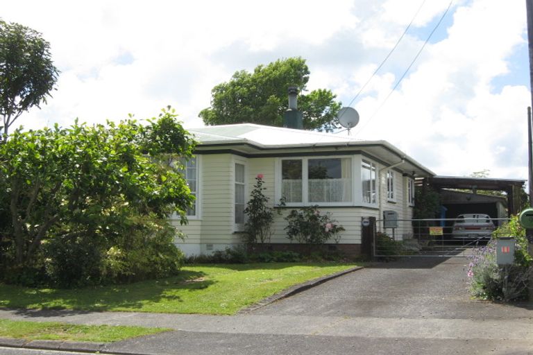 Photo of property in 11 Glenburn Place, Papakura, 2110