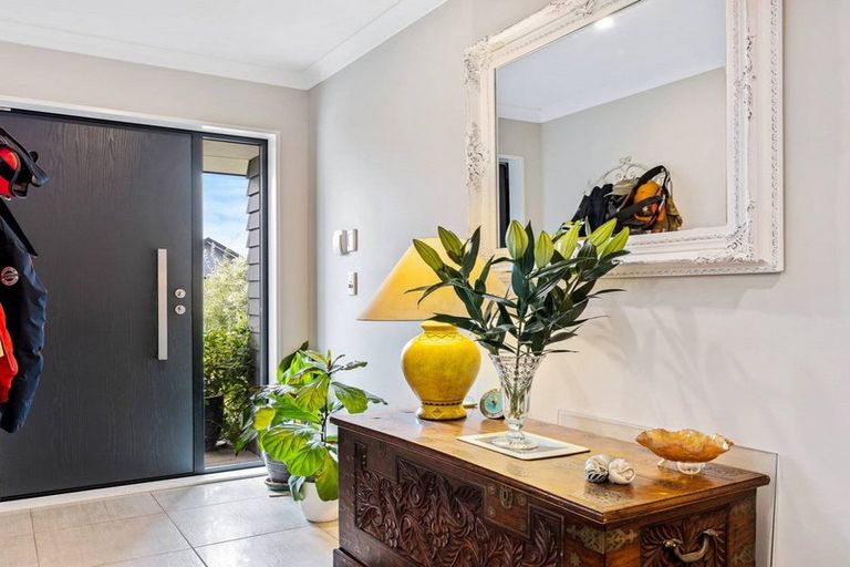 Photo of property in 38 Hinterland Drive, Prebbleton, 7604