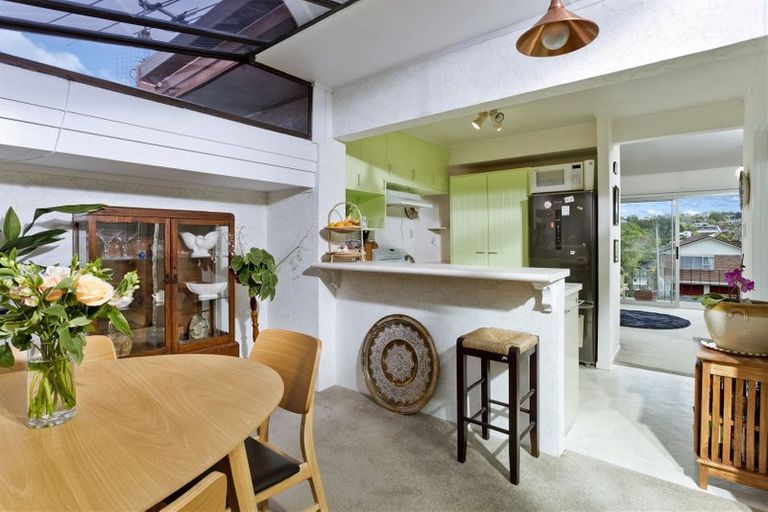 Photo of property in 2/2 Northwick Place, Hillcrest, Auckland, 0627