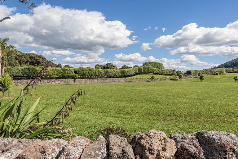 Photo of property in 5 Grand Hills Lane, Maunu, 0179