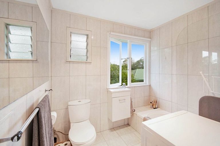 Photo of property in 14a Ocean View Road, Hatfields Beach, Orewa, 0931