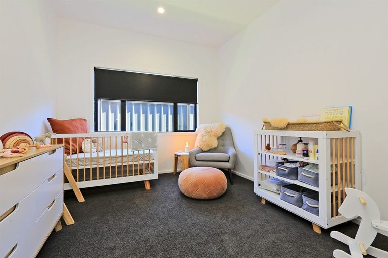 Photo of property in 27 Gee Place, Taradale, Napier, 4112