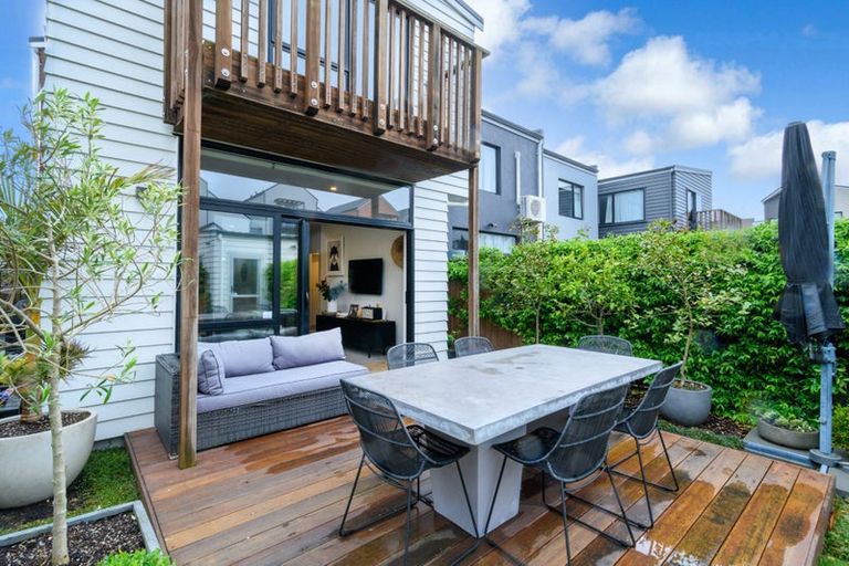 Photo of property in 5 Mapou Road, Hobsonville, Auckland, 0616
