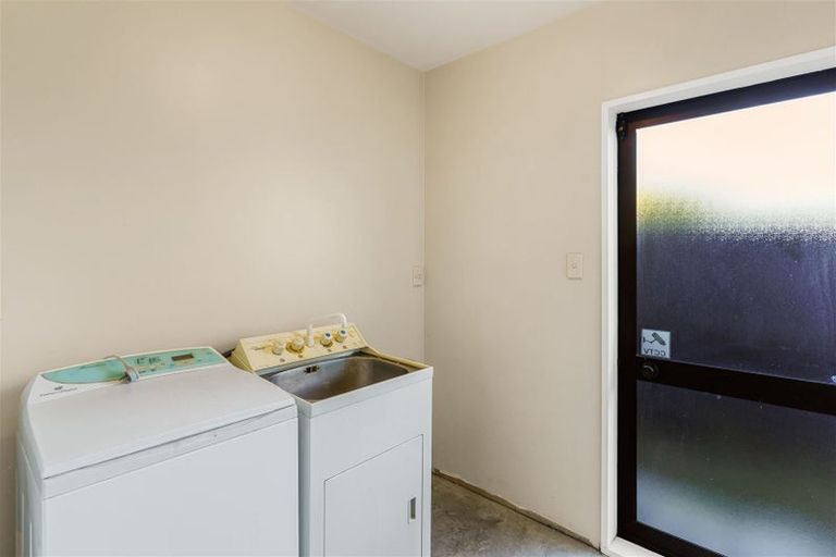 Photo of property in 7 Broadhaven Avenue, Parklands, Christchurch, 8083