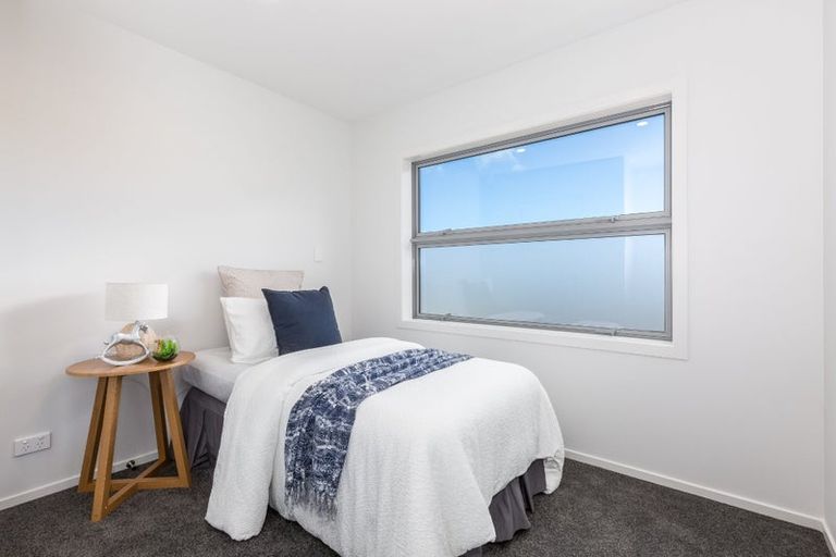 Photo of property in 12 Mana Avenue, Titahi Bay, Porirua, 5022