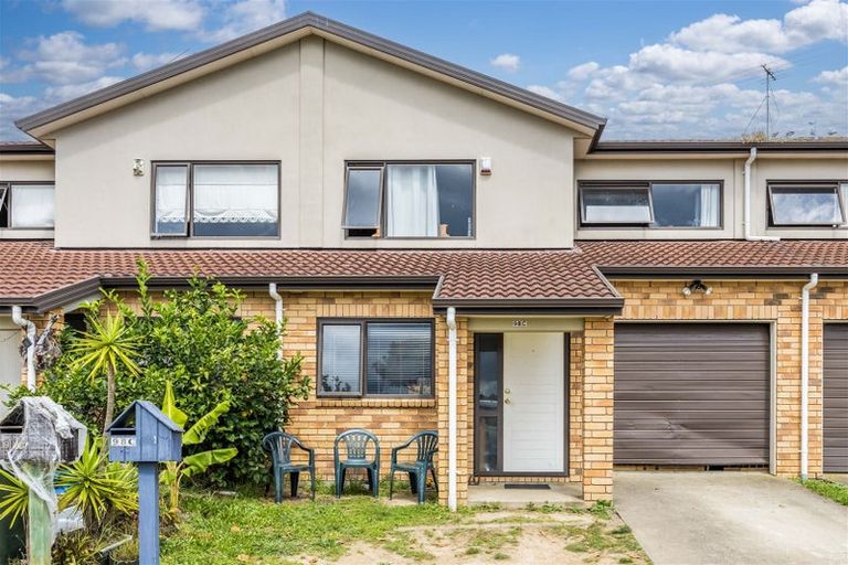 Photo of property in 98c Naylors Drive, Mangere, Auckland, 2022