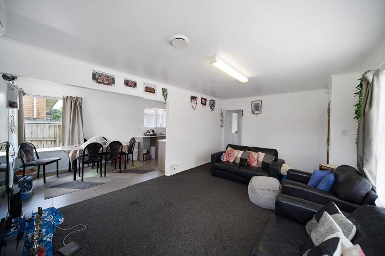 Photo of property in 25 Lachlan Place, Favona, Auckland, 2024
