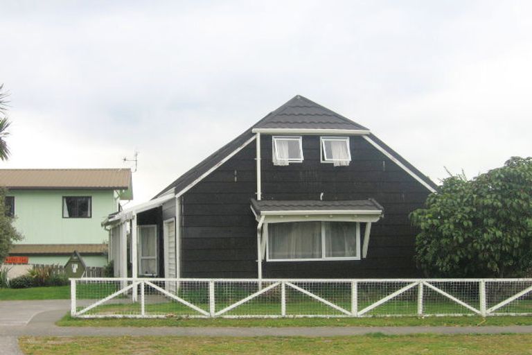 Photo of property in 27 Tobin Place, Richmond Heights, Taupo, 3330