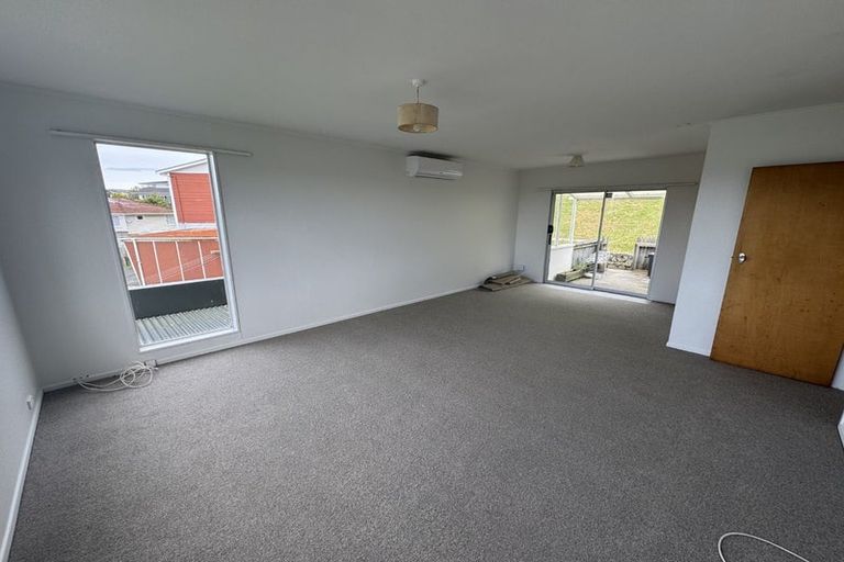 Photo of property in 5 Sita Way, Broadmeadows, Wellington, 6035