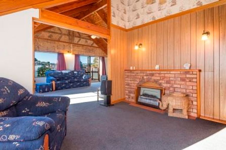 Photo of property in 106 Windsor Road, Bellevue, Tauranga, 3110