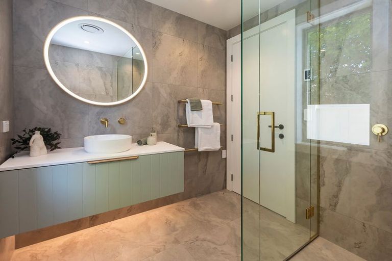 Photo of property in 40 Rayburn Avenue, Papanui, Christchurch, 8053