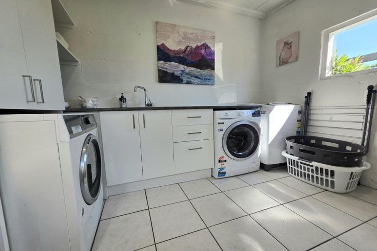 Photo of property in 10 Test Street, South Hill, Oamaru, 9400