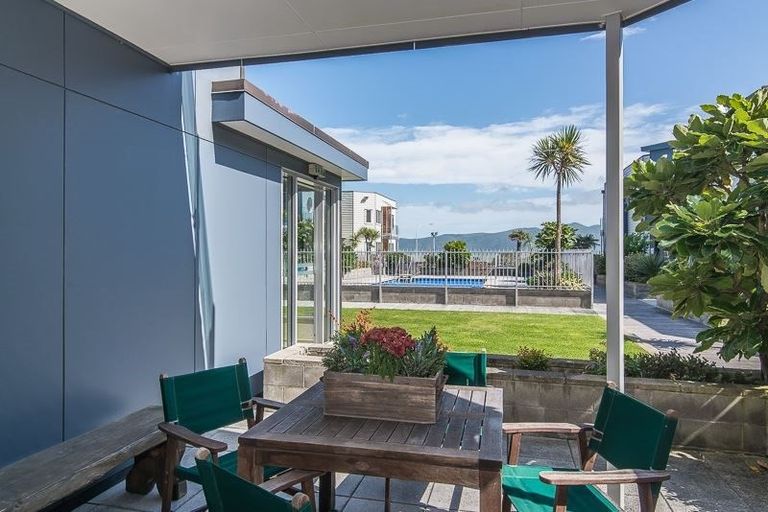 Photo of property in 4-u7 Seaview Road, Paraparaumu Beach, Paraparaumu, 5032