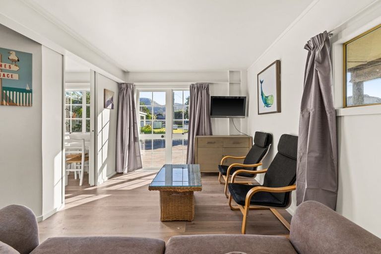 Photo of property in 65 Harper Road, Waimarama, Havelock North, 4294