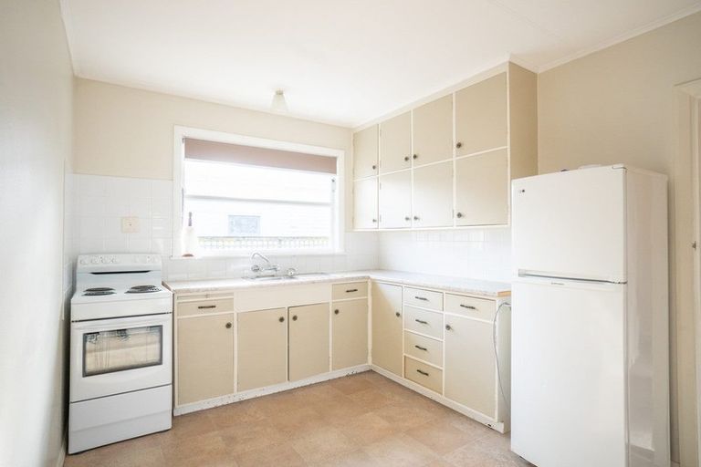 Photo of property in 15 Kiwi Court, Roslyn, Palmerston North, 4414