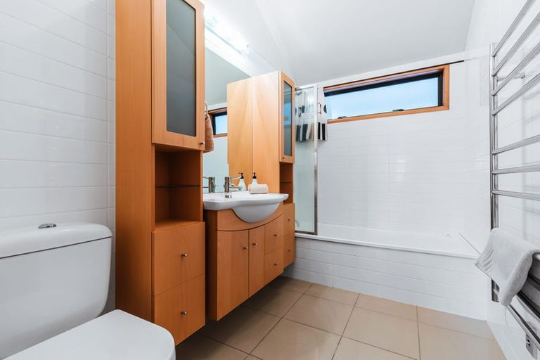 Photo of property in 10/287 Lake Terrace, Two Mile Bay, Taupo, 3330