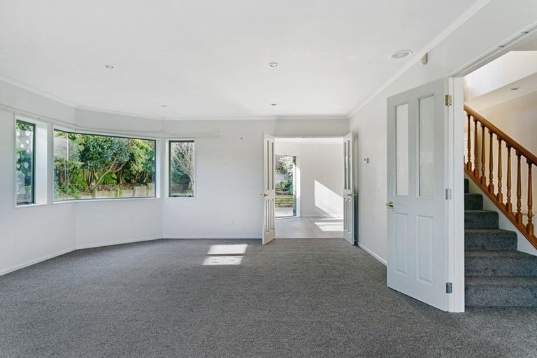 Photo of property in 38 Kurupae Road, Hilltop, Taupo, 3330