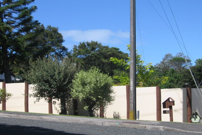 Photo of property in 2/198 Manuka Road, Bayview, Auckland, 0629