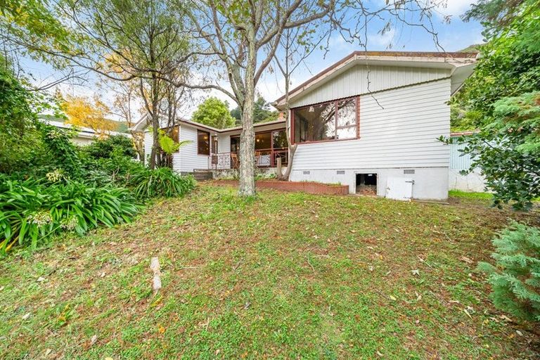 Photo of property in 44 Cleary Street, Waterloo, Lower Hutt, 5011