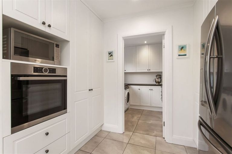 Photo of property in 130 Clyde Road, Ilam, Christchurch, 8041