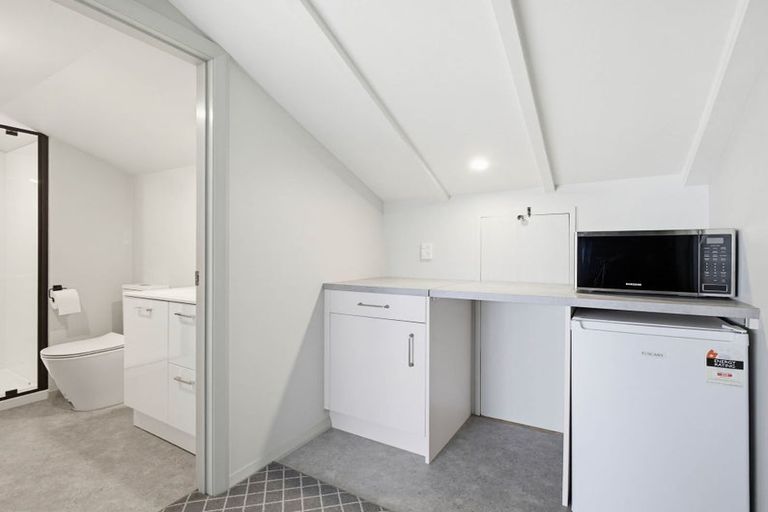 Photo of property in 3 Alan Street, Palmerston North, 4414