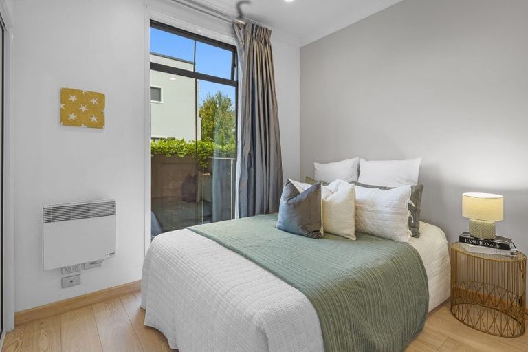 Photo of property in 28 Country Club Terrace, Northwood, Christchurch, 8051