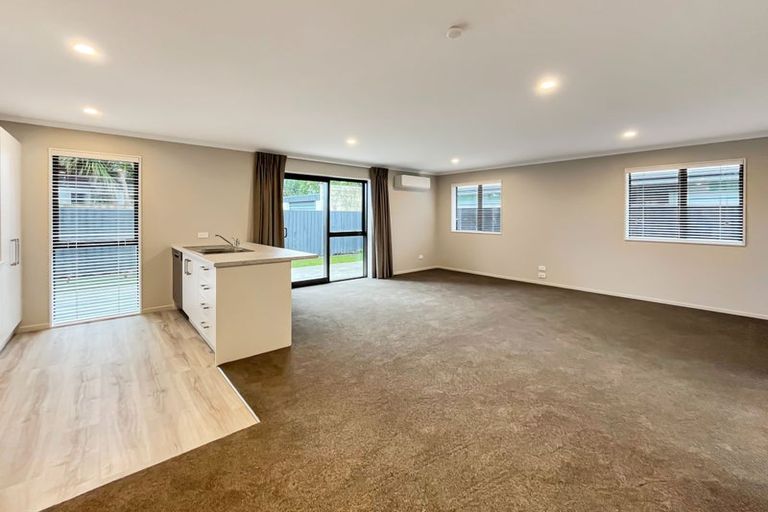 Photo of property in 25 Akoranga Place, Hornby, Christchurch, 8042