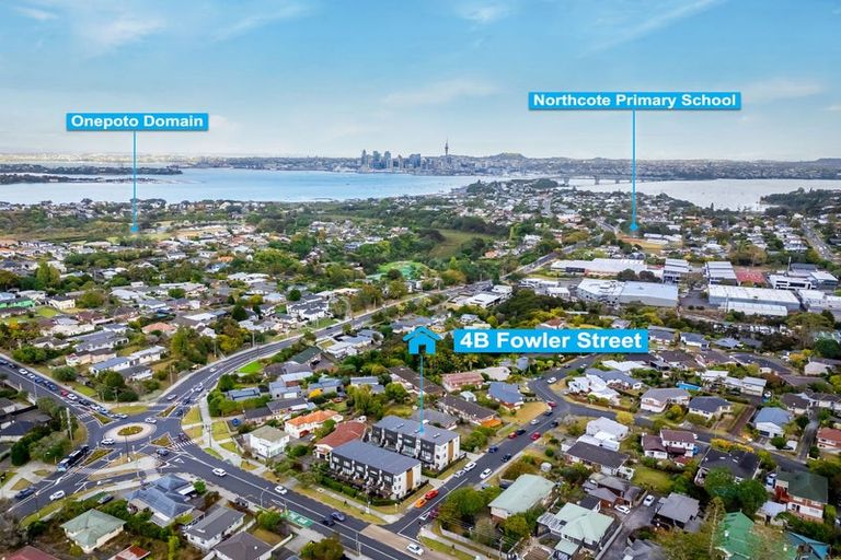 Photo of property in 4b Fowler Street, Northcote, Auckland, 0627