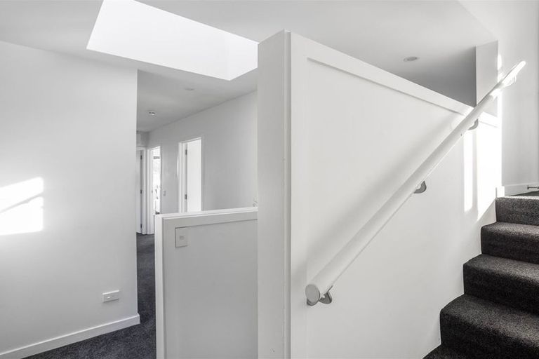 Photo of property in 15a Ensor Street, Burnside, Dunedin, 9011