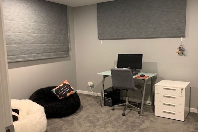 Photo of property in 52 Dover Street, St Albans, Christchurch, 8014