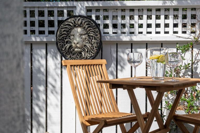 Photo of property in 96 Marine Parade, Paraparaumu Beach, Paraparaumu, 5032