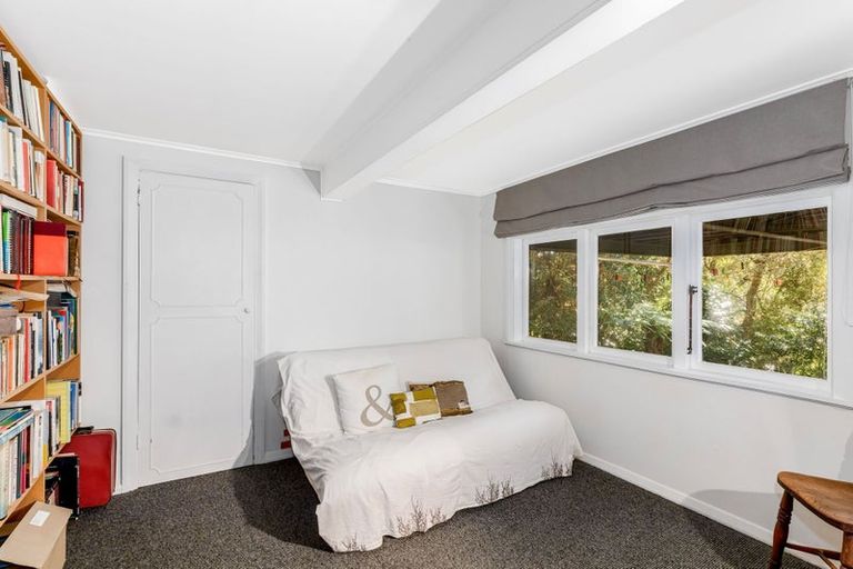 Photo of property in 16 Walter Road, Lowry Bay, Lower Hutt, 5013