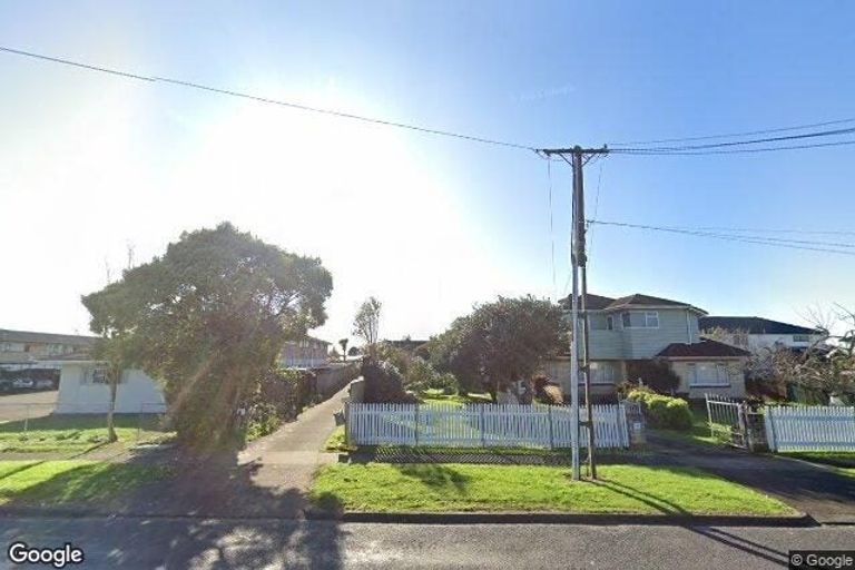 Photo of property in 1/92 Kenderdine Road, Papatoetoe, Auckland, 2025