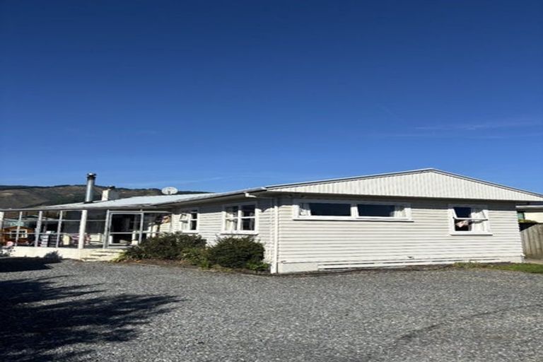 Photo of property in 57 Gladstone Road, Richmond, 7020