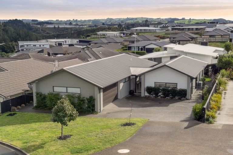 Photo of property in 11 Materawaho Way, Pyes Pa, Tauranga, 3112