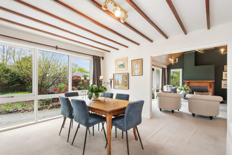 Photo of property in 30 Bryndwr Road, Fendalton, Christchurch, 8052