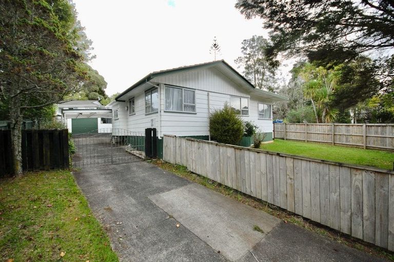 Photo of property in 48 Salamanca Road, Sunnynook, Auckland, 0620