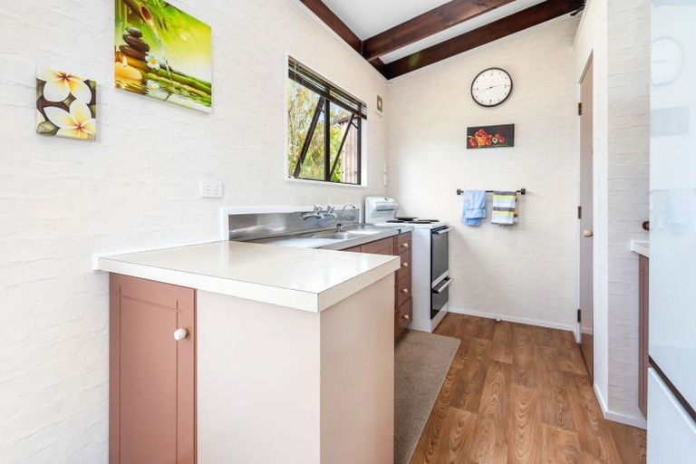 Photo of property in 7a Logan Place, Te Kamo, Whangarei, 0112