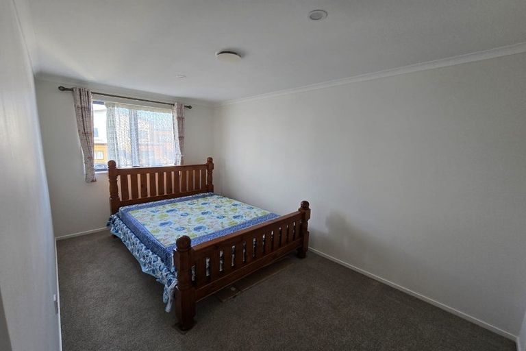 Photo of property in 24 Mahalo Avenue, Wiri, Auckland, 2104